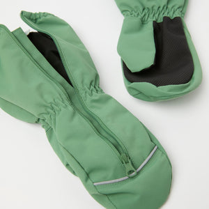 Green Waterproof Shell Kids Mitten from the Polarn O. Pyret kidswear collection. The best ethical kids outerwear.