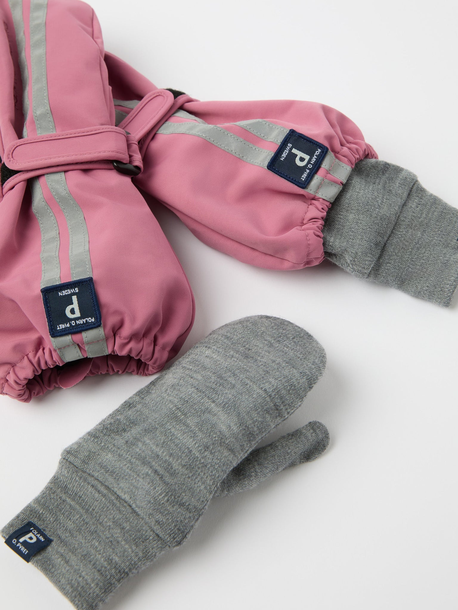 Pink Waterproof Shell Kids Mitten from the Polarn O. Pyret kidswear collection. Quality kids clothing made to last.