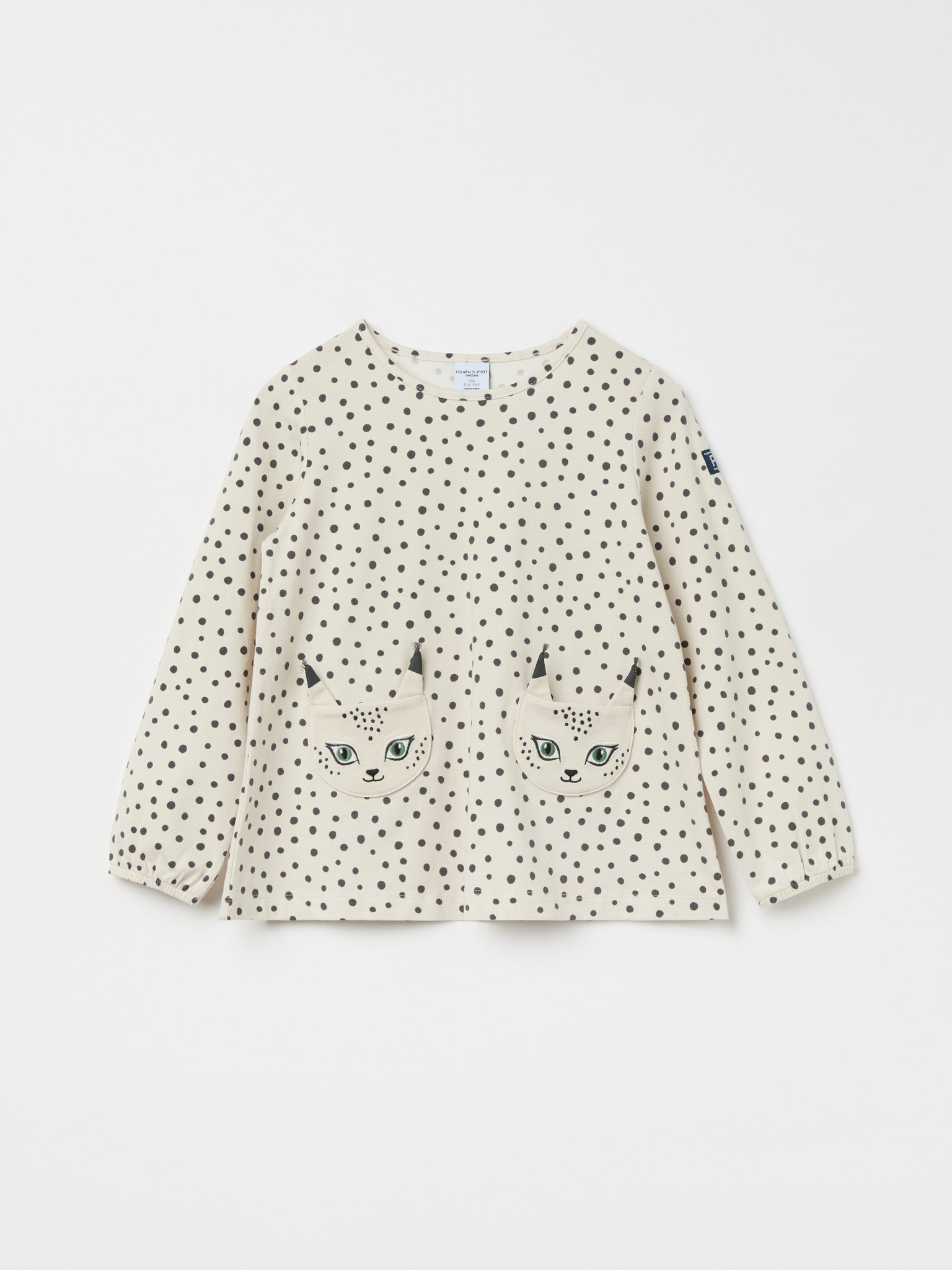 Polka Dot Kids Top with Fox Pockets from the Polarn O. Pyret kidswear collection. The best ethical kids clothes