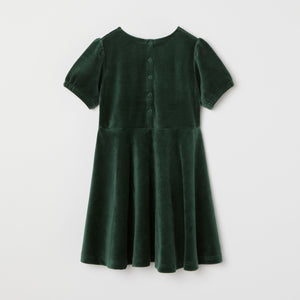 Green Velour Kids Dress from the Polarn O. Pyret kidswear collection. Nordic kids clothes made from sustainable sources.