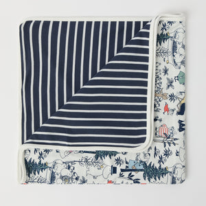 Organic Cotton Moomin & Striped Baby Blanket/Shawl from the Polarn O. Pyret baby collection. Nordic kids clothes made from sustainable sources.