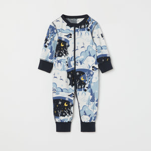 Winter Forest Print Baby Sleepsuit from the Polarn O. Pyret baby collection. Nordic kids clothes made from sustainable sources.