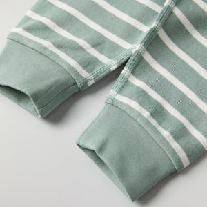 Organic Striped Baby Leggings from the Polarn O. Pyret baby collection. Nordic kids clothes made from sustainable sources.