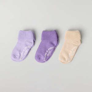 Three Pack Antislip Kids Socks from Polarn O. Pyret kidswear. Nordic kids clothes made from sustainable sources.