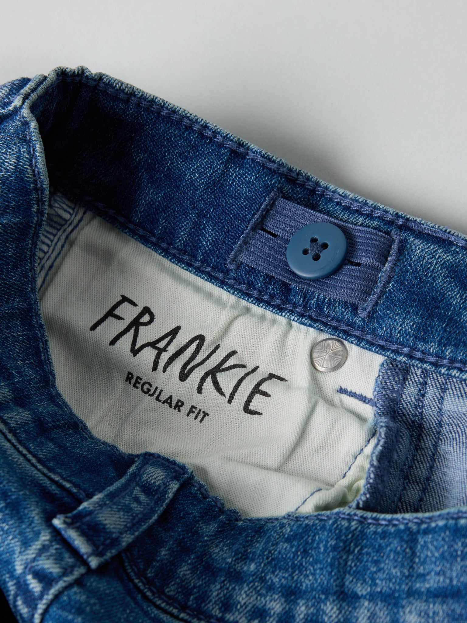 Pull-on Kids Jeans from Polarn O. Pyret kidswear. Clothes made using sustainably sourced materials.